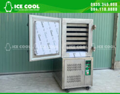Khay được làm hoàn toàn bằng inox 304